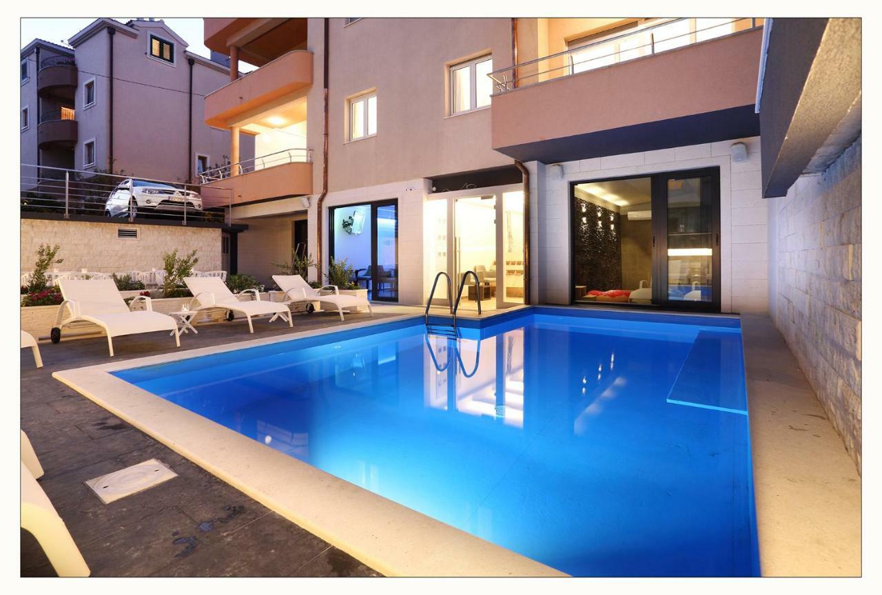 Aparthotel M 3*