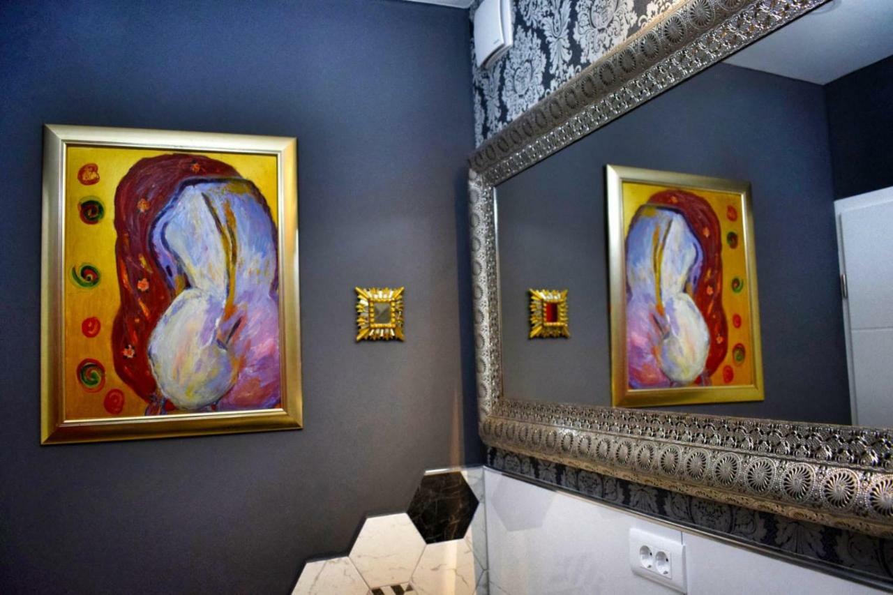 Art Gallery Luxury * Split