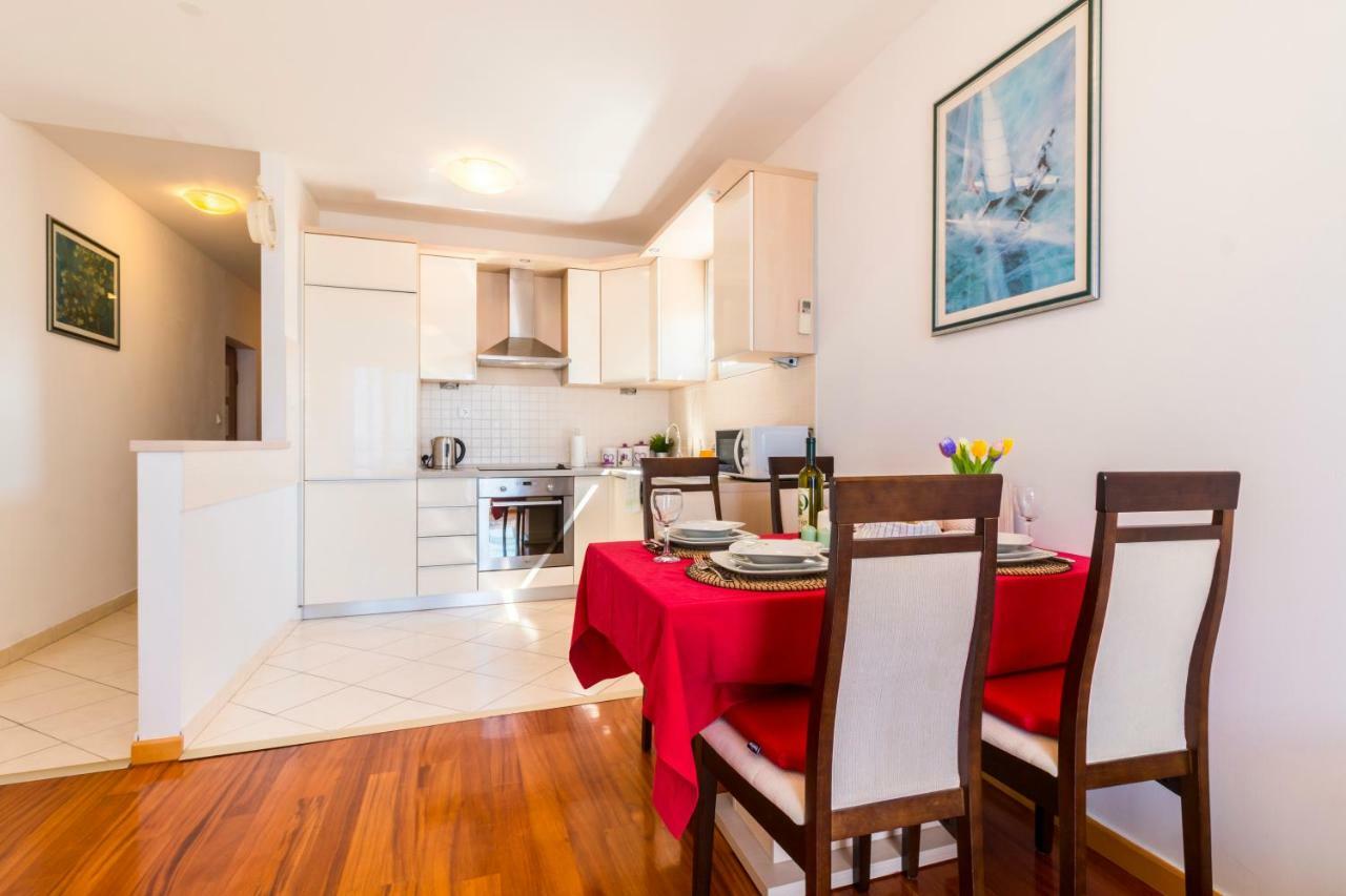 Apartment Lada