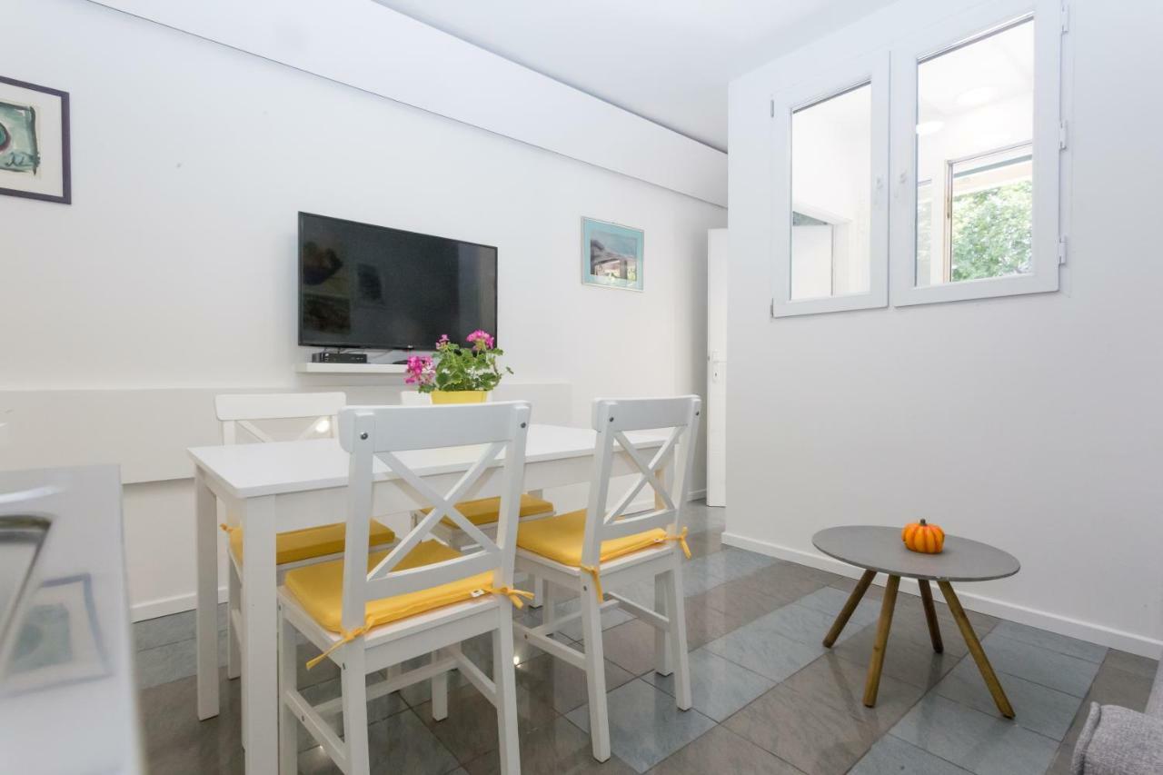 Apartman Maestro Metallic *