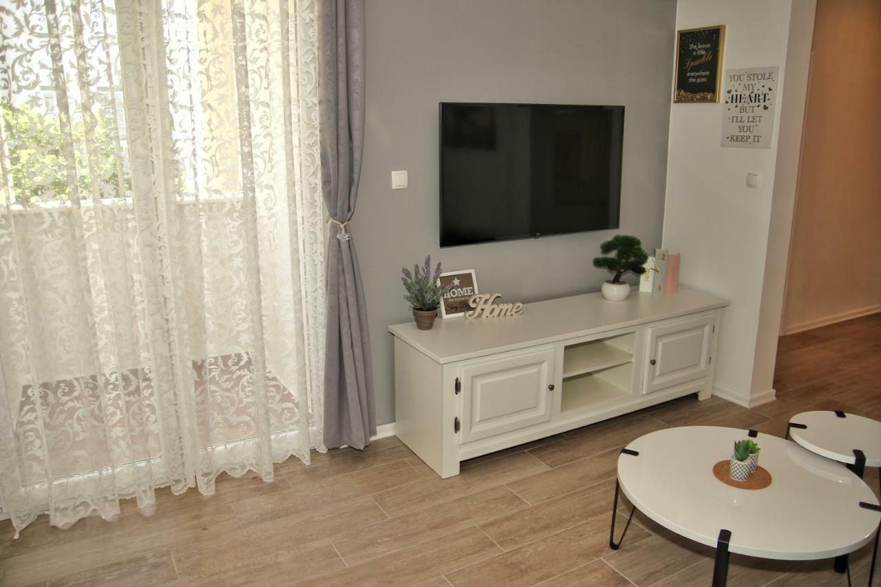 M&t Apartment Split