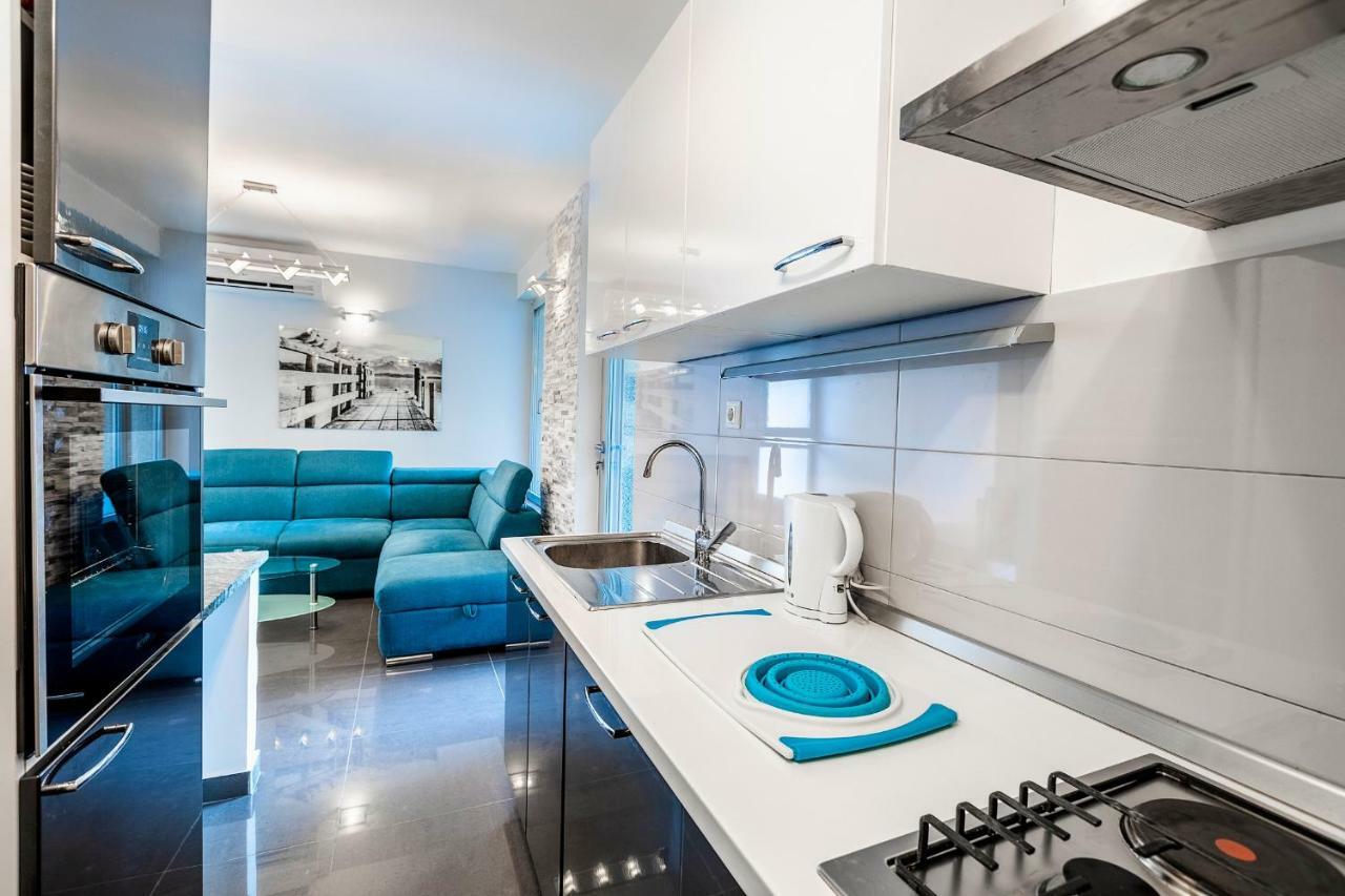 Gordan Apartment Split