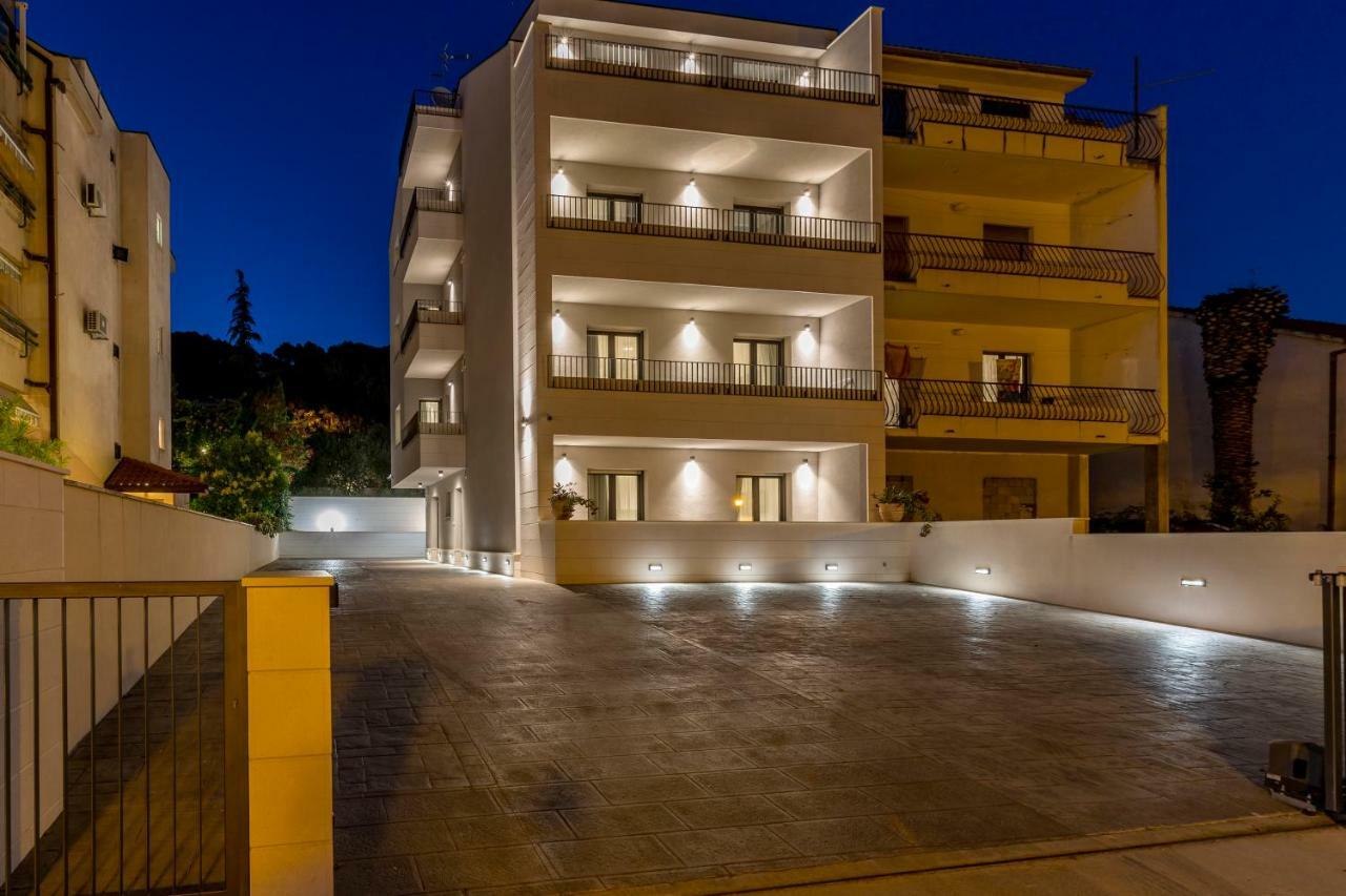 Casa de hóspedes 2nightstudios 4*