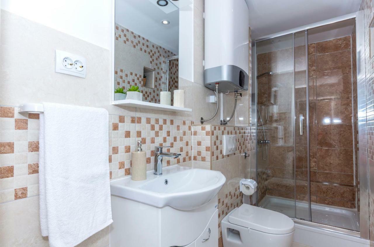 Aida Downtown Apartman