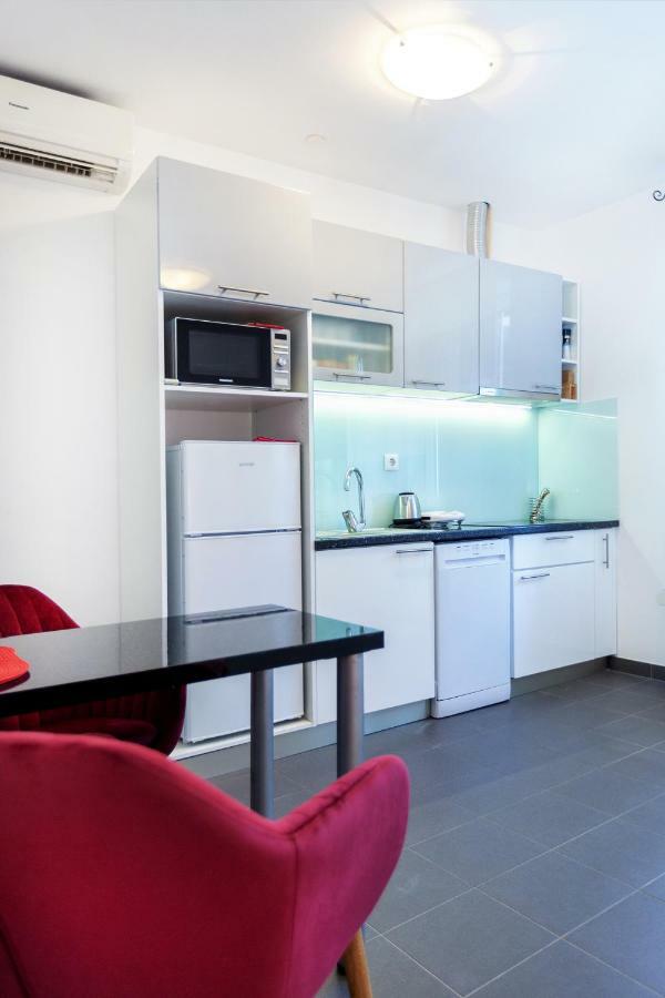 Toma Apartment