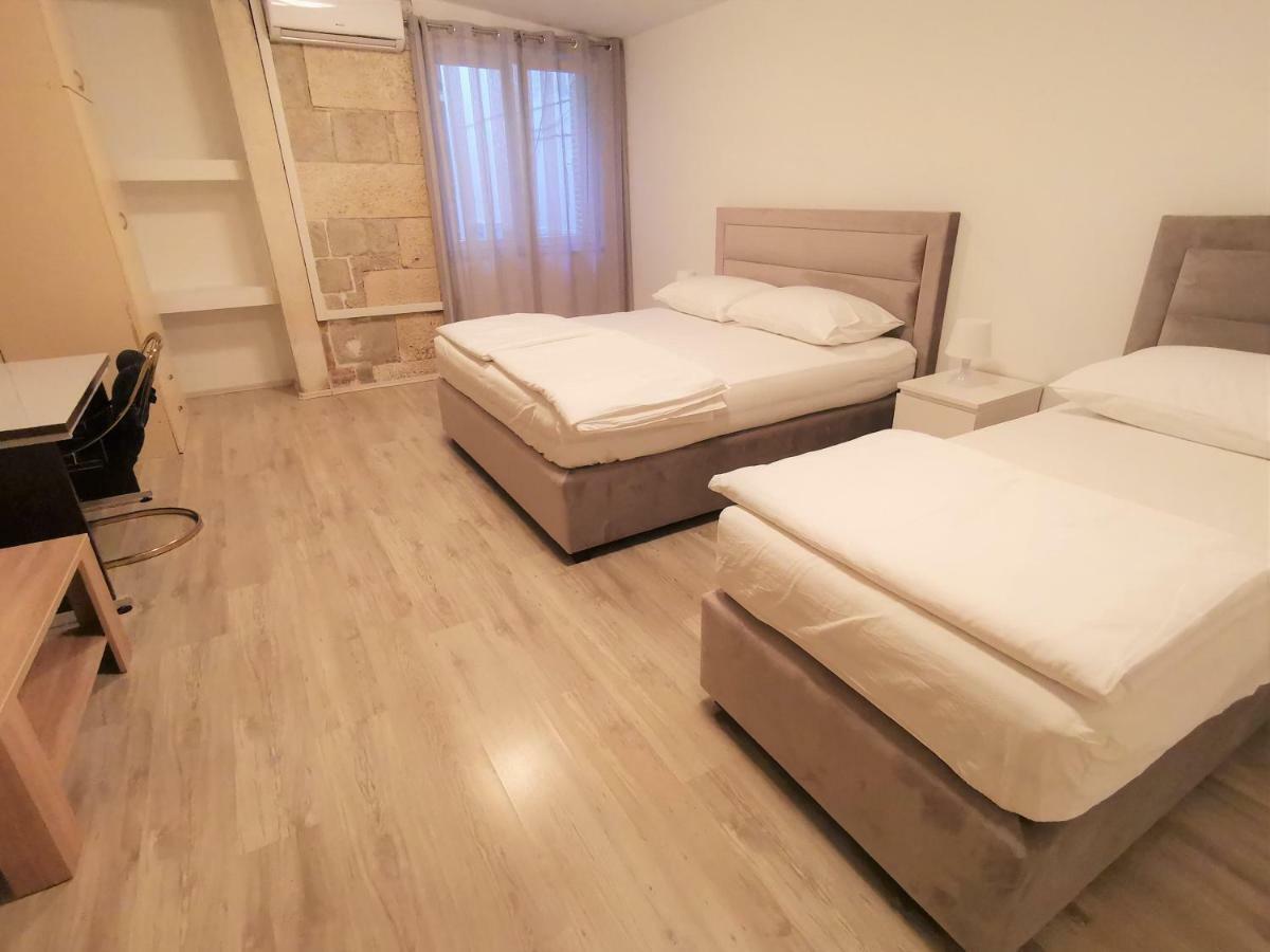 Apartment Spacious 140m2 Downtown 3 Bedroom