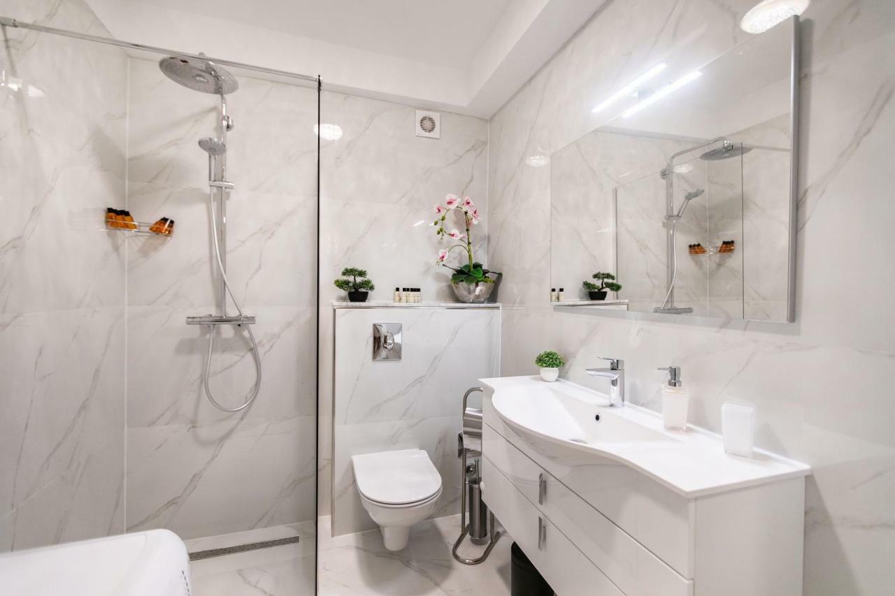 Apartman Ena *
