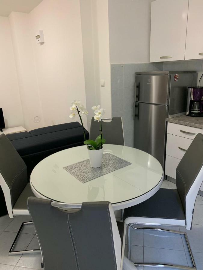 Appartement Dena *