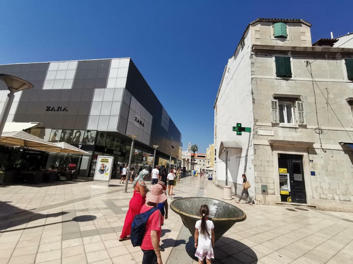 Spacious 140m2 Downtown 3 Bedroom Apartment *