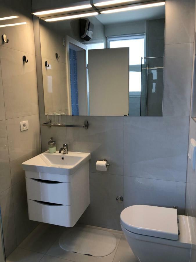 Apartment Mandica *
