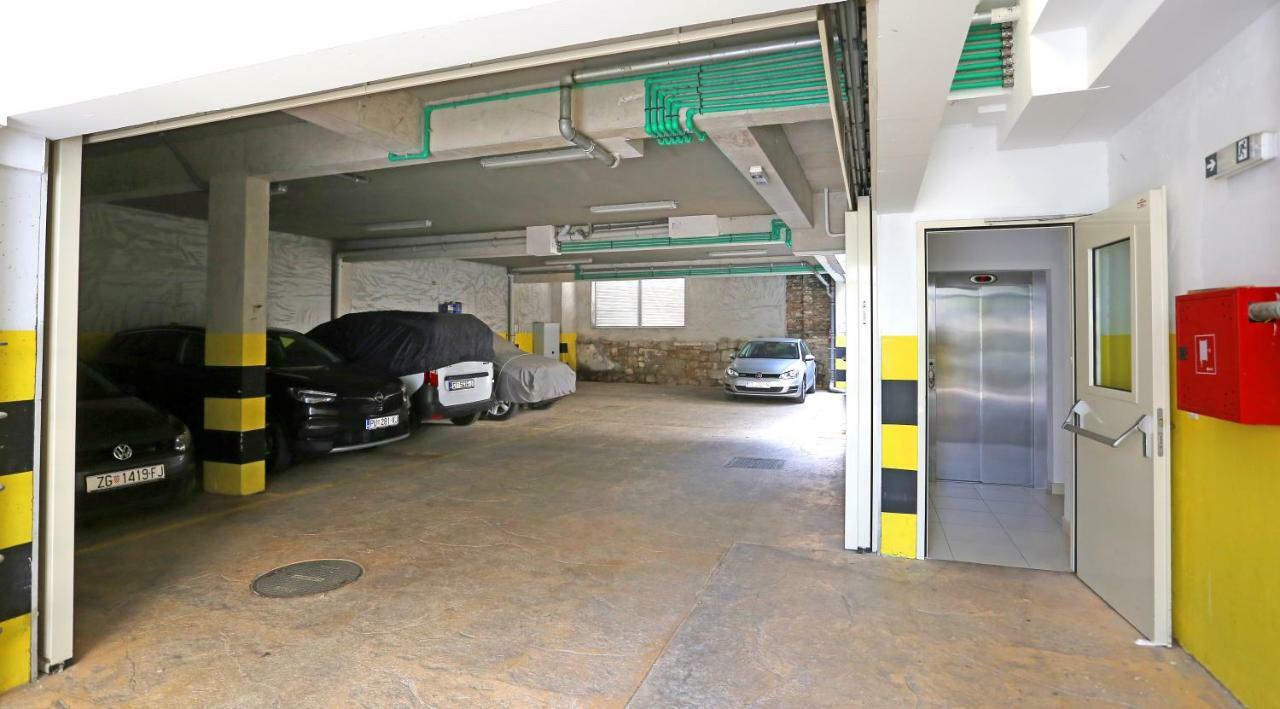 Luxury Apts Leone Centre Apartment *