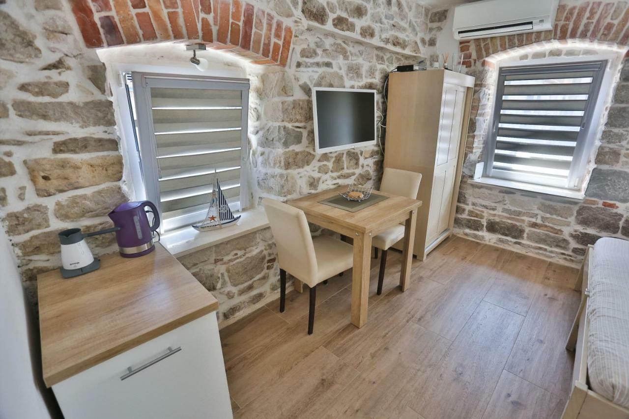 Split Inn Apartments *
