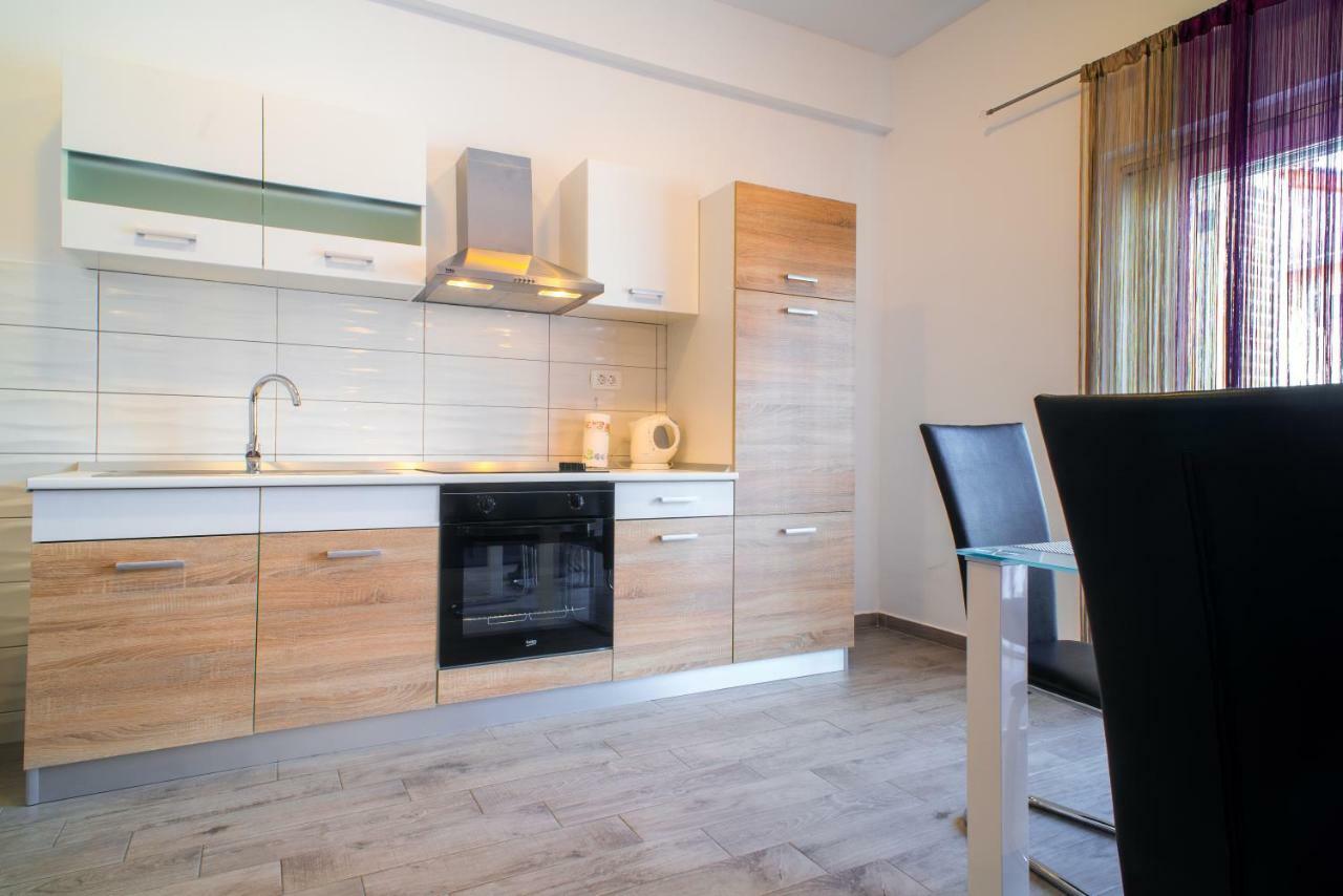 Red Rose Appartement Split