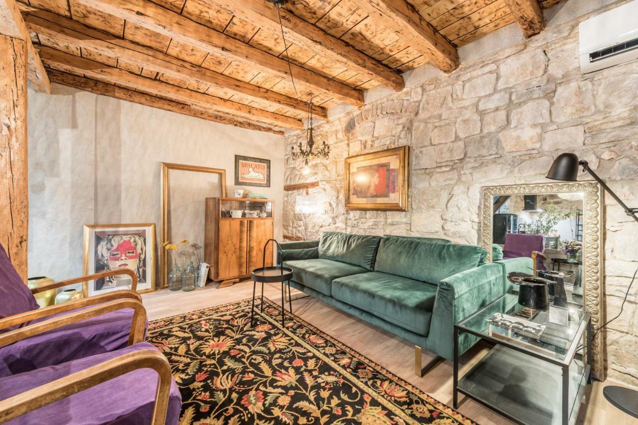 Apartment Livo Disno 12 *