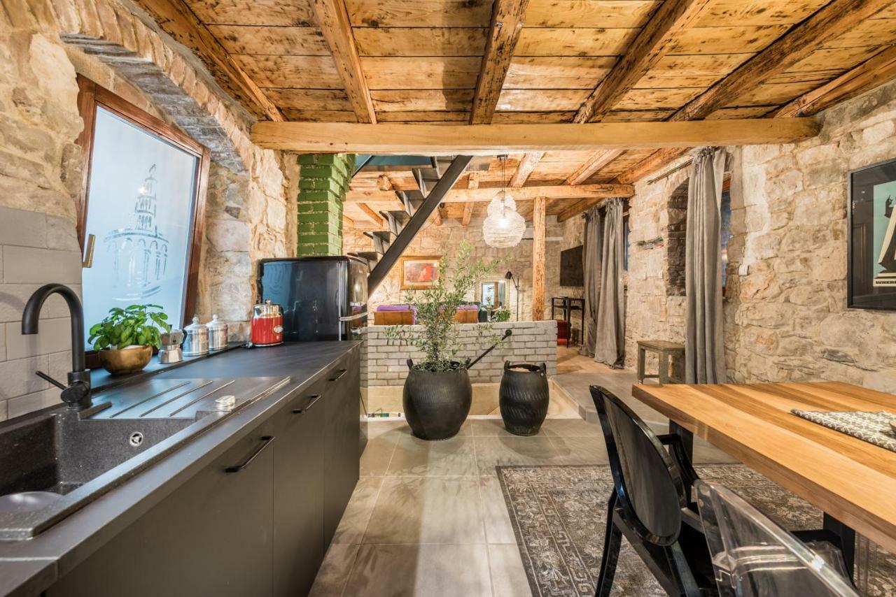 Livo Disno 12 Apartment Split