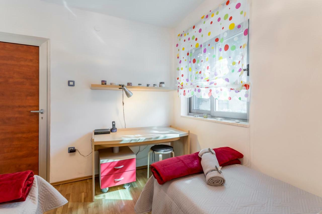 Lalu Apartment *