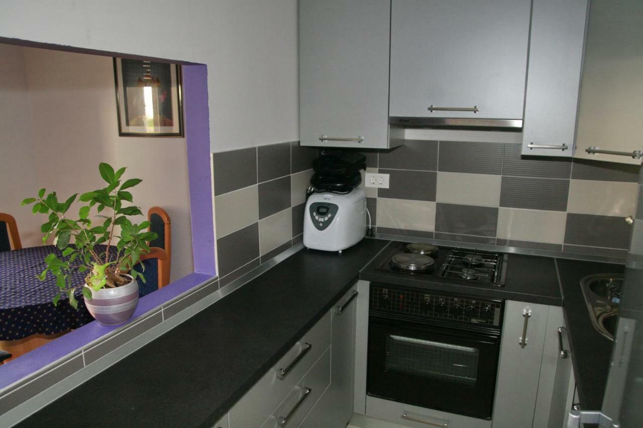 Klisovic Apartment *