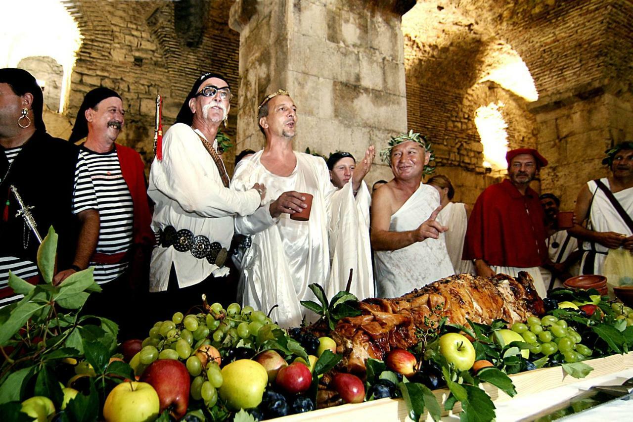 Beatum * Split