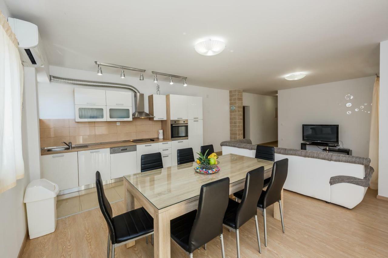 Apartment Selak *
