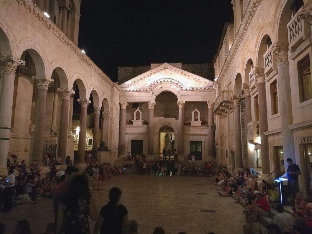 Diocletians Palace For Two