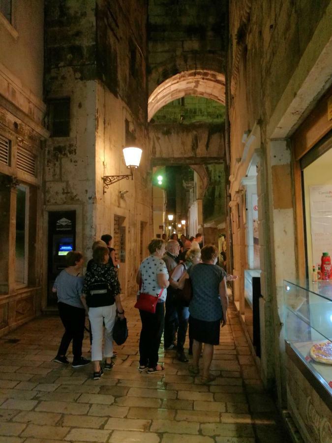 Diocletians Palace For Two * Split