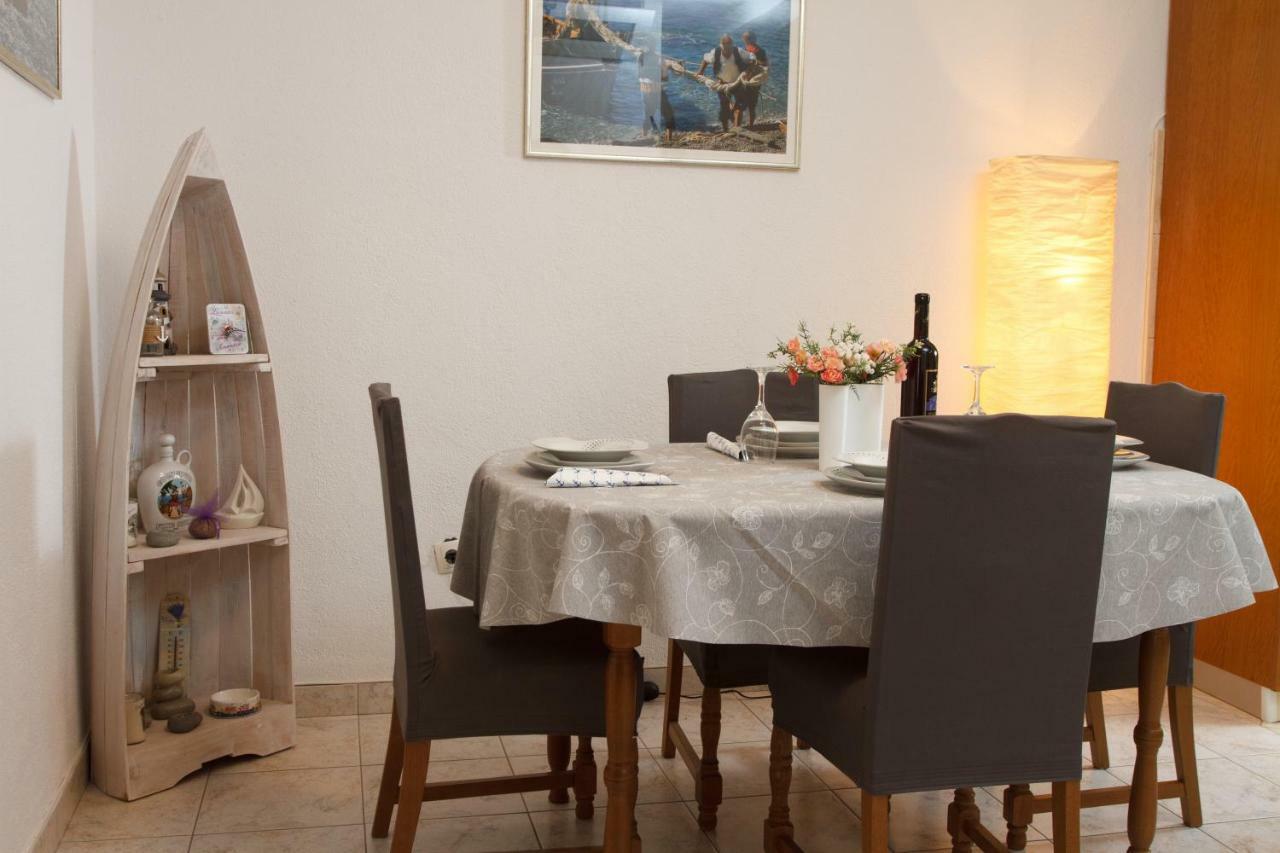 Apartments & Rooms Toni Split