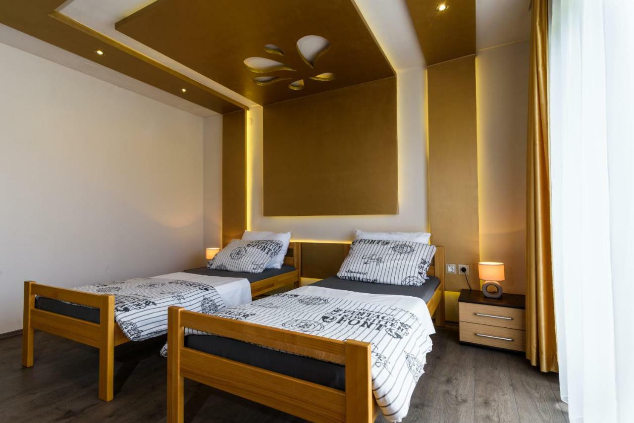 Lara - Croatia Apartman *