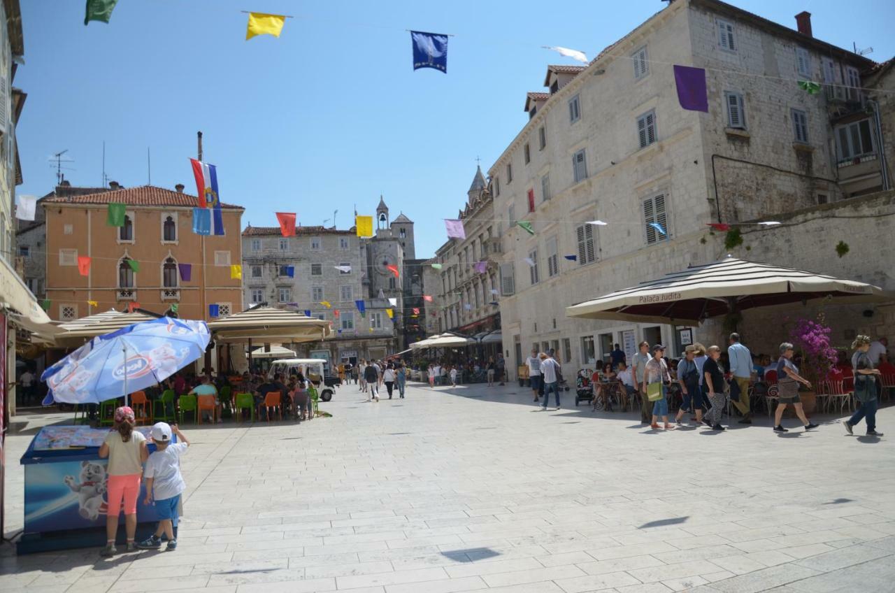 Apartments Dida * Split