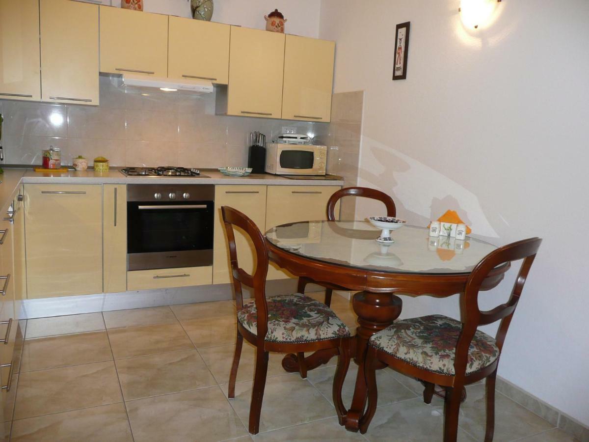 Apartamento San *