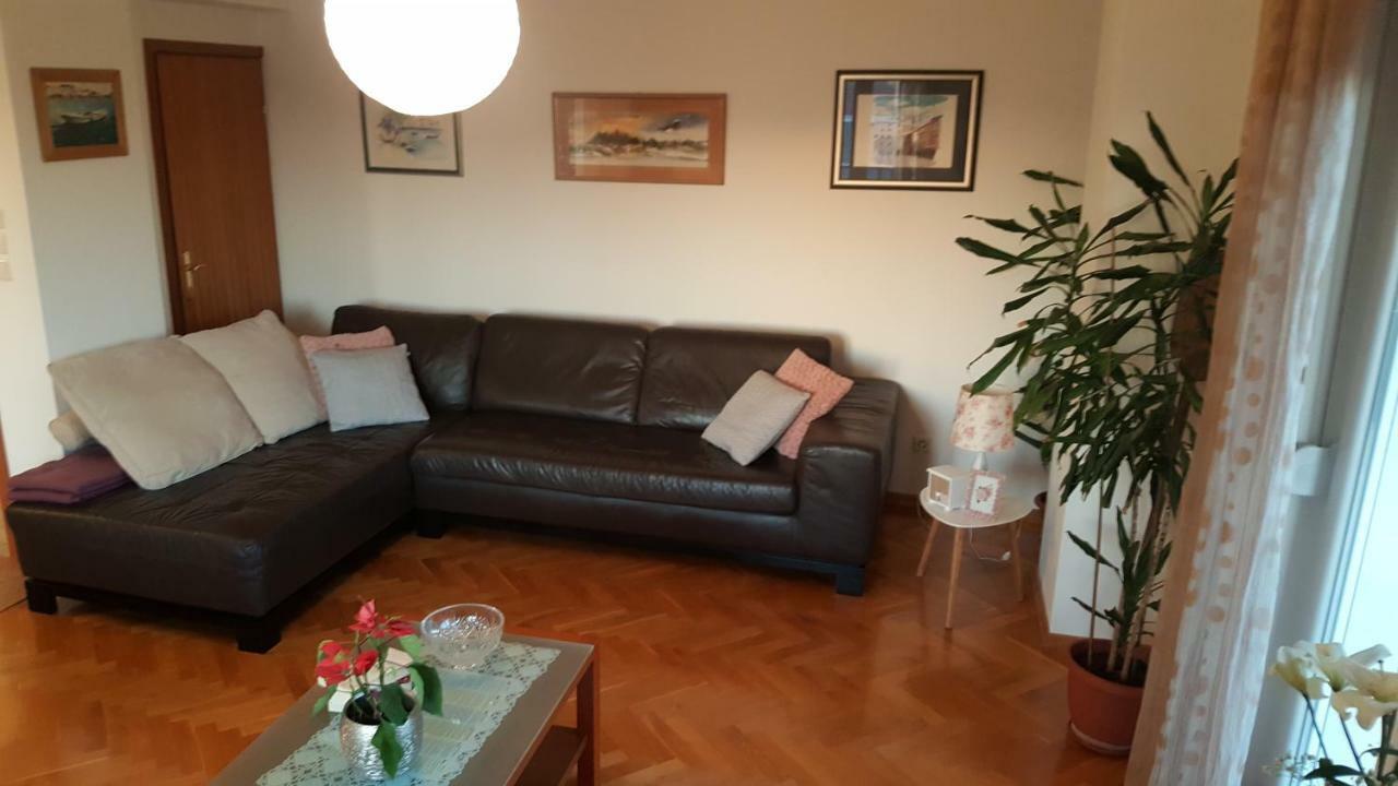 Antonija I Mateo, In The Center Of Apartman