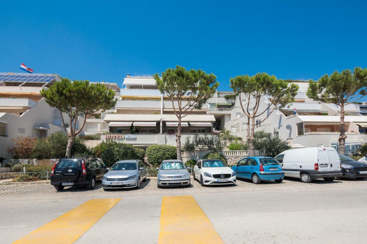 Seaside Gold 1row Apartment