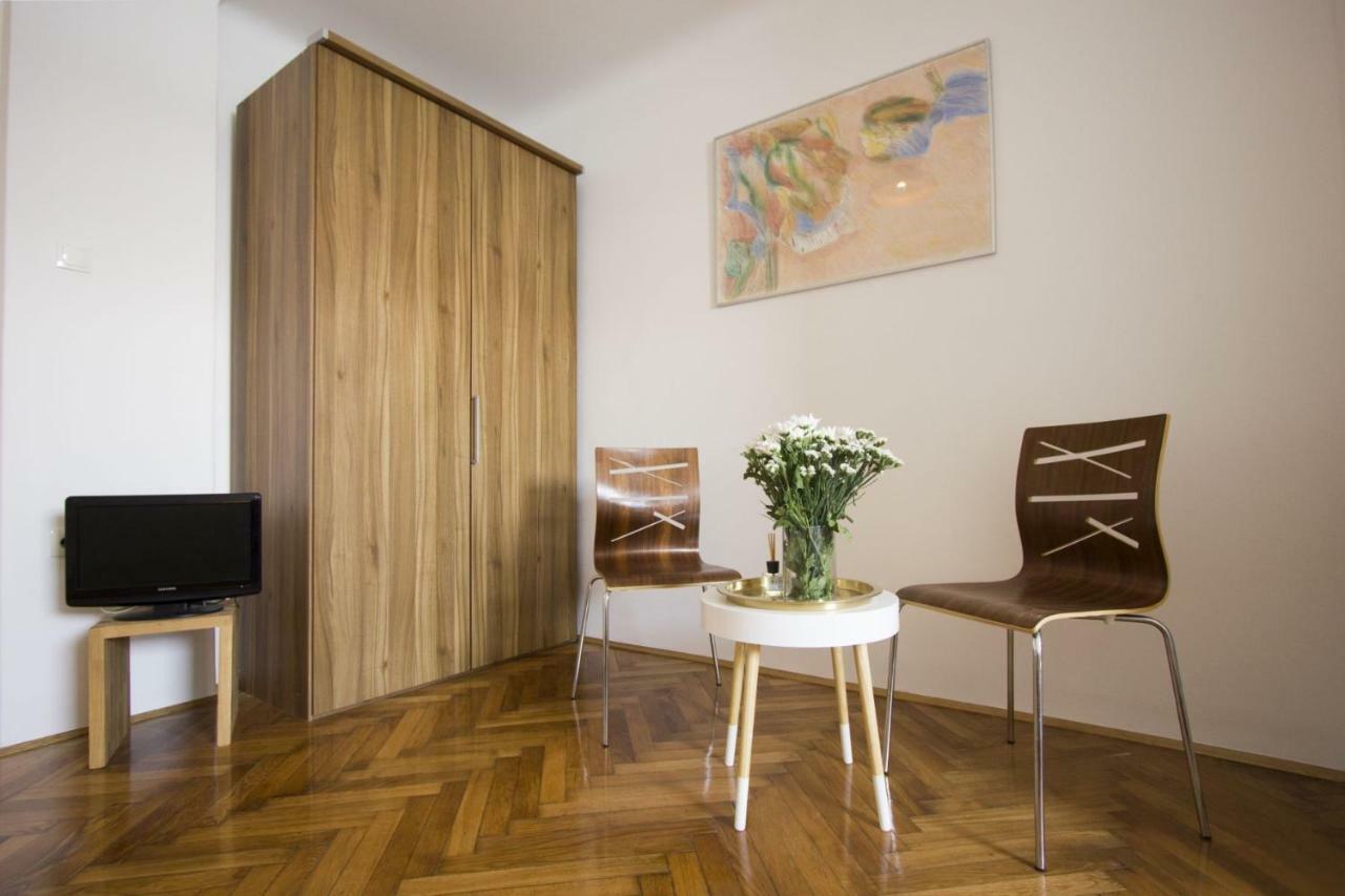 Apartment West Coast Luxury