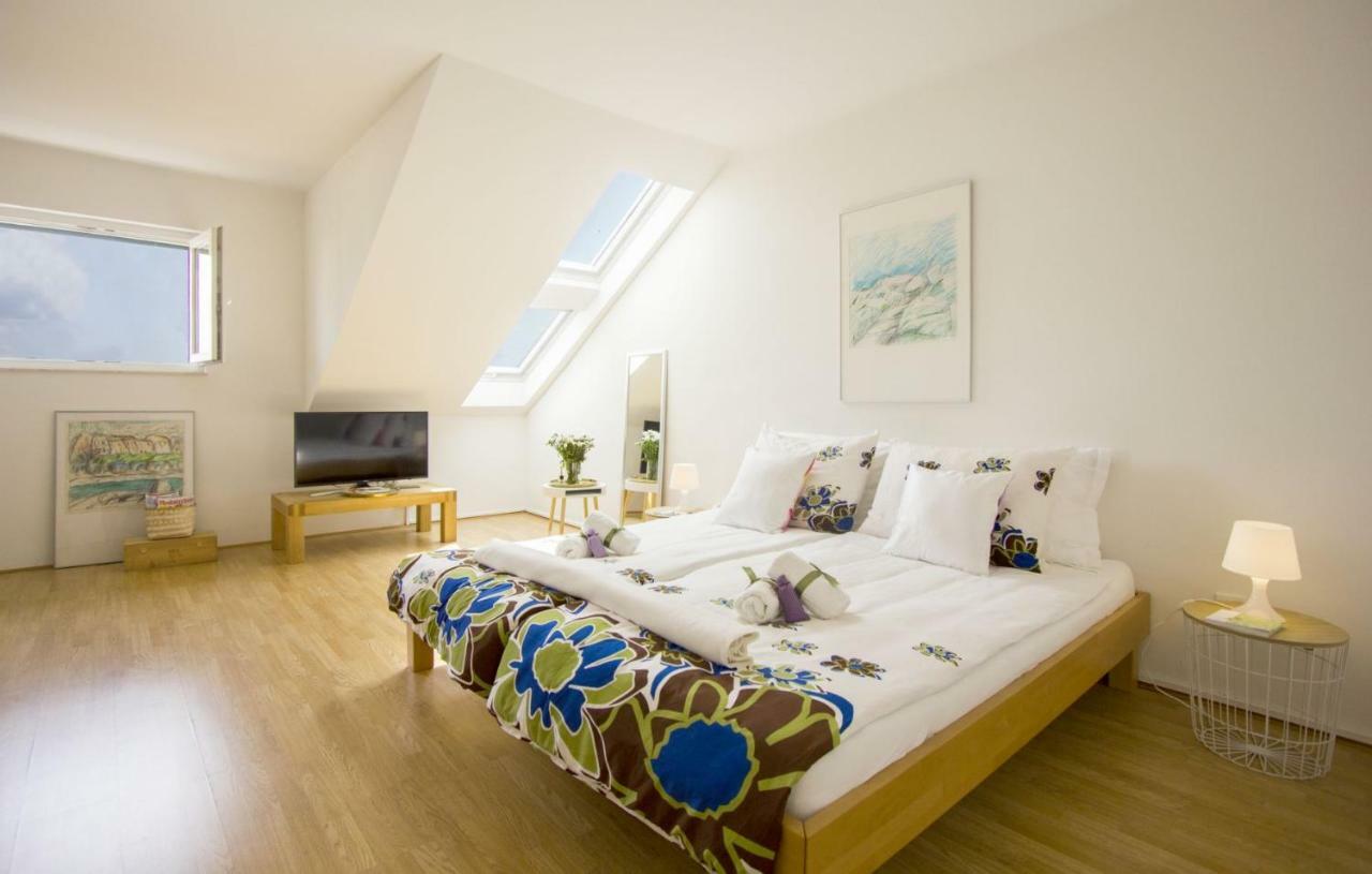 Apartment West Coast Luxury Split