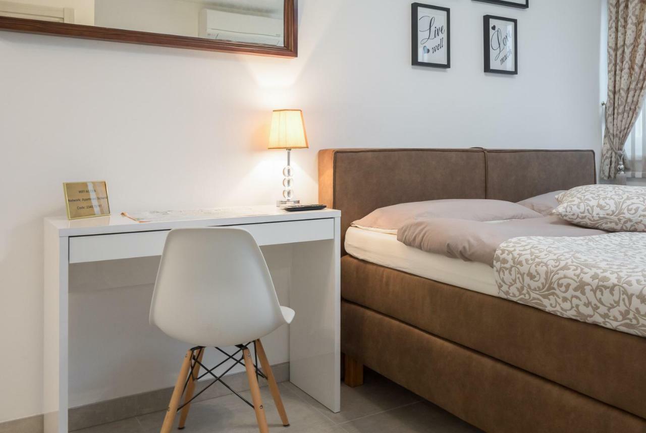 Scherbl Center Apartment *