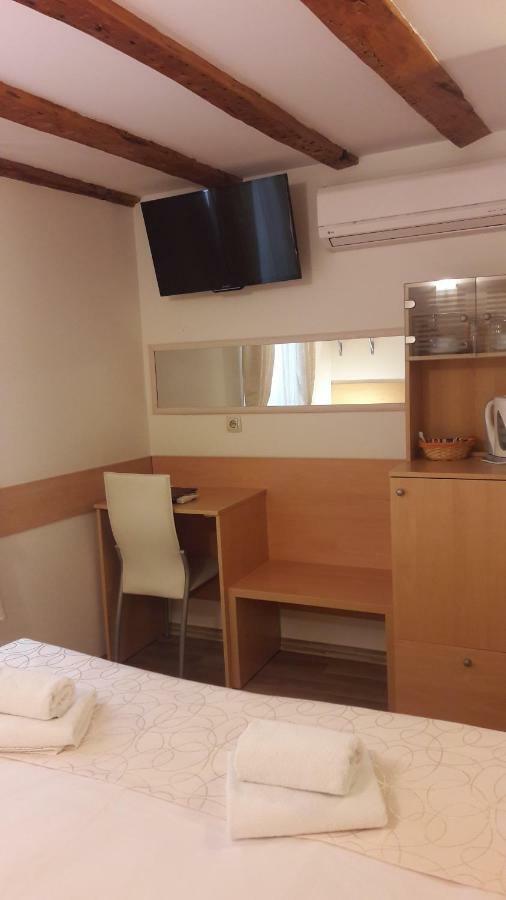 Guest house Old Town 3*
