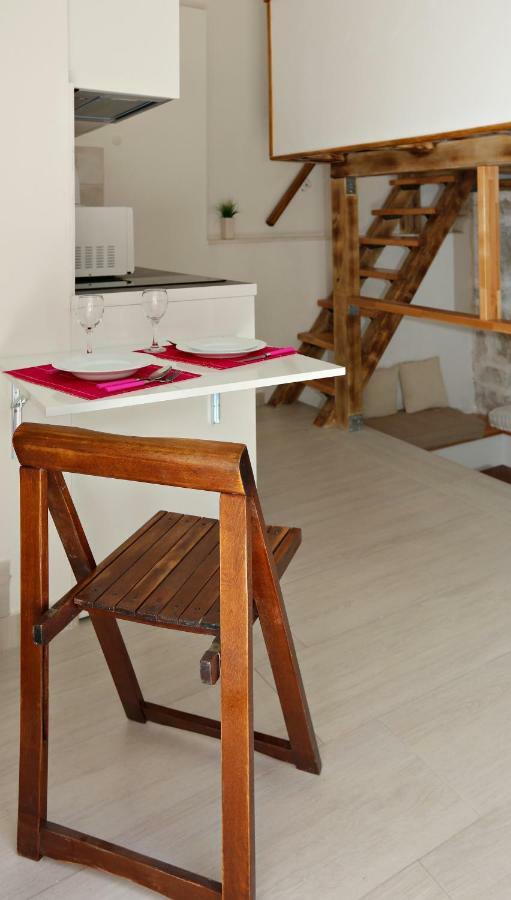 Tomas Art & Tomas Cave Apartman *