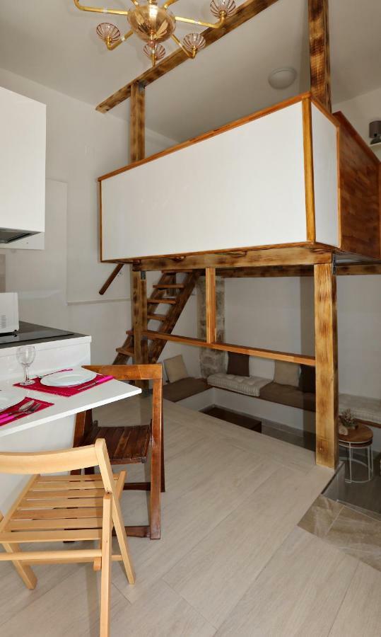 Apartman Tomas Art & Tomas Cave *