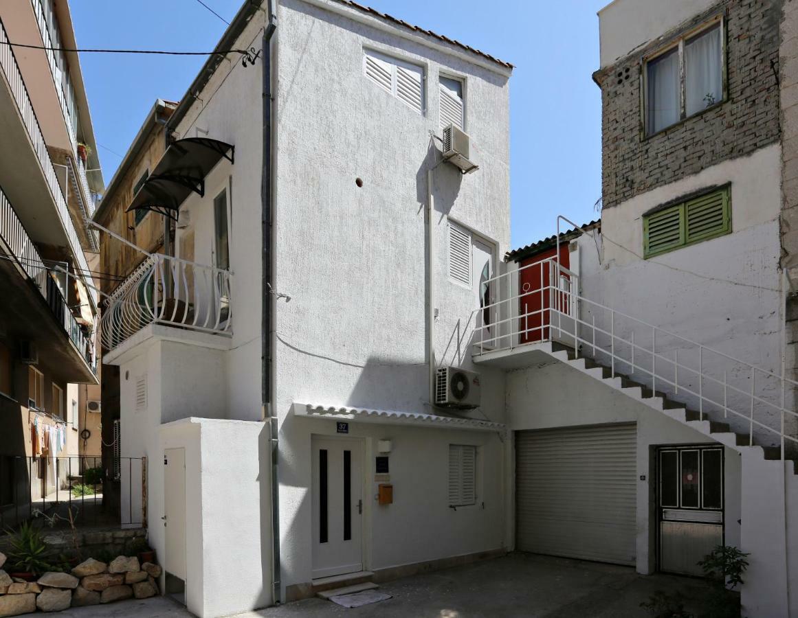 Tomas Art & Tomas Cave Apartman Split