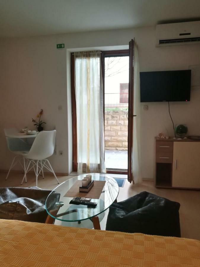 Bilonic Apartment *