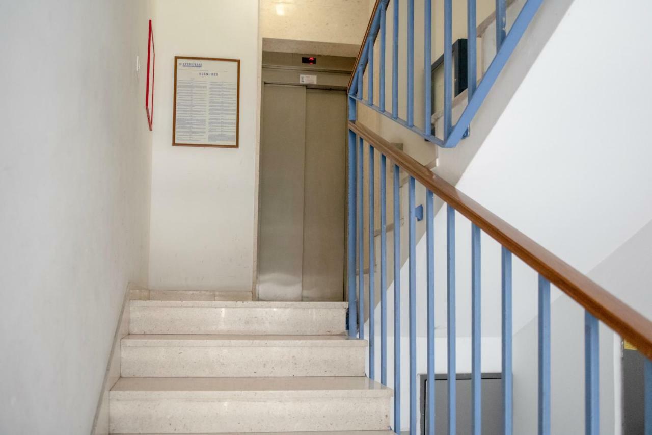 Apartman Bella *