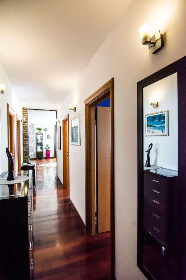 Apartman Luxury Julija *