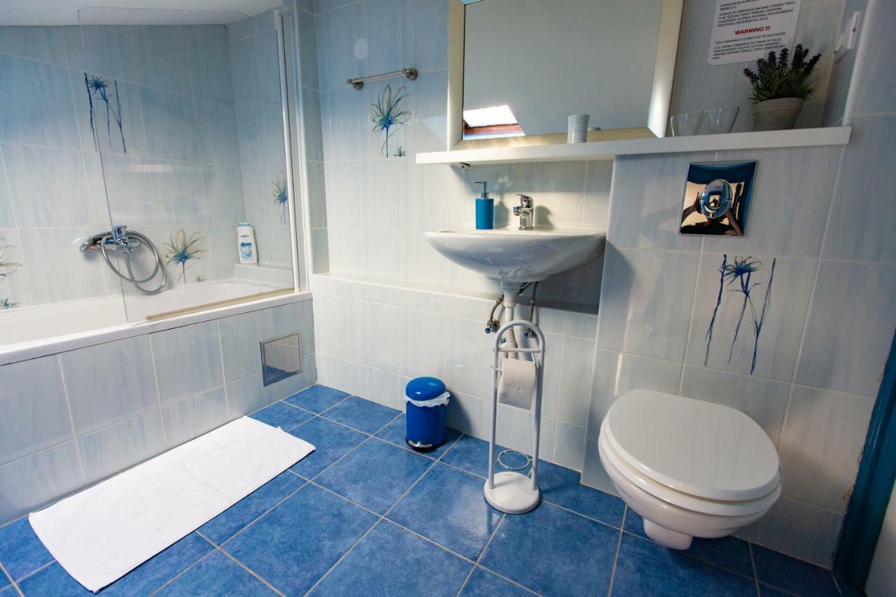 Vialli Apartment *
