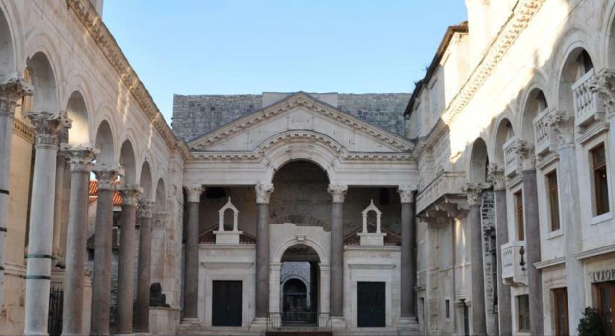 Petra Split