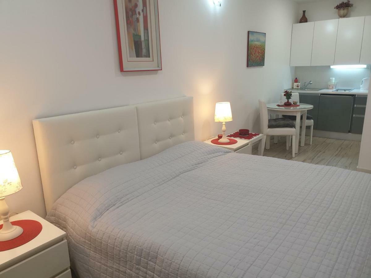 Apartments And Rooms Villa Lina *