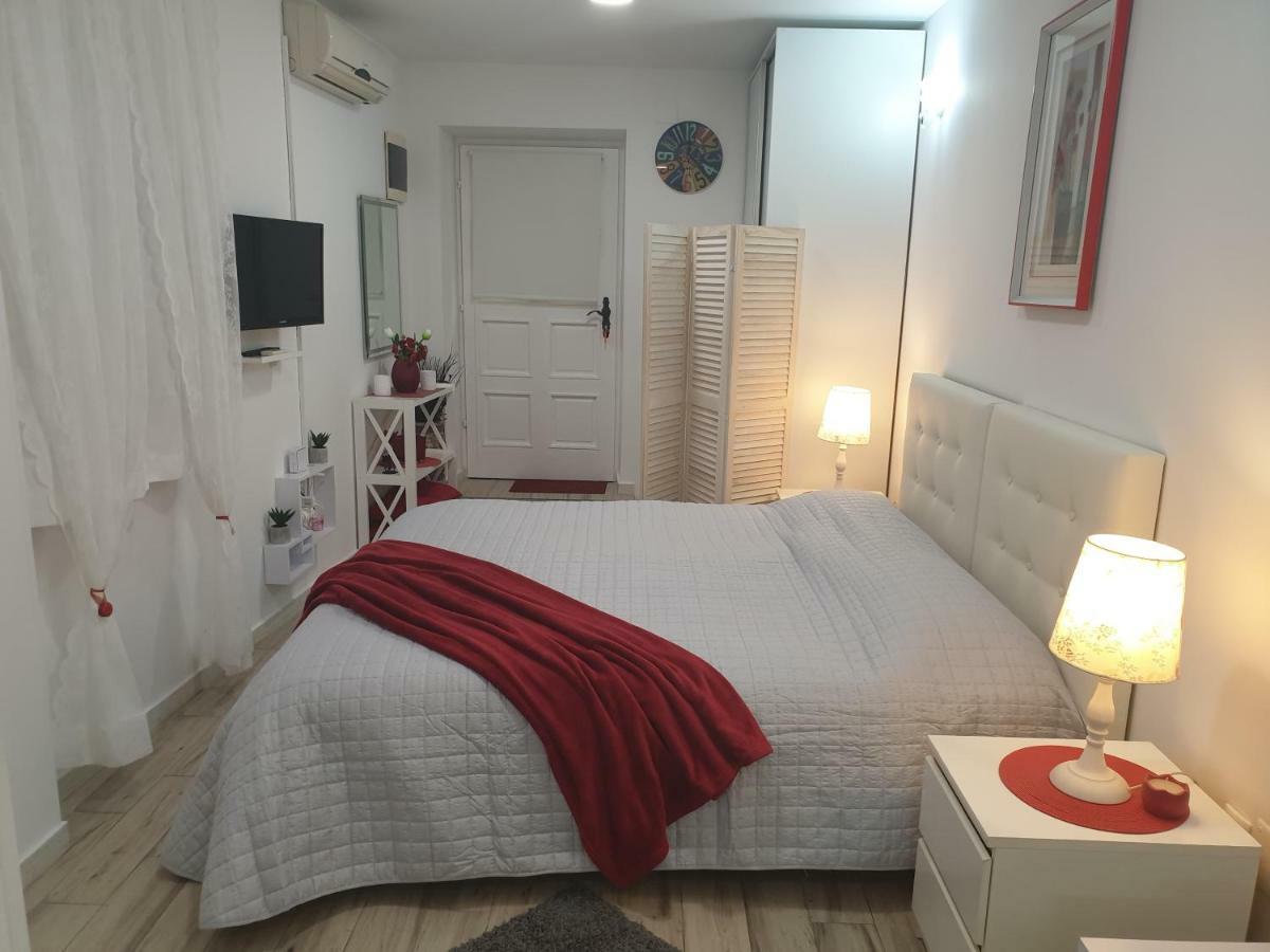 Apartments And Rooms Villa Lina Apartment *