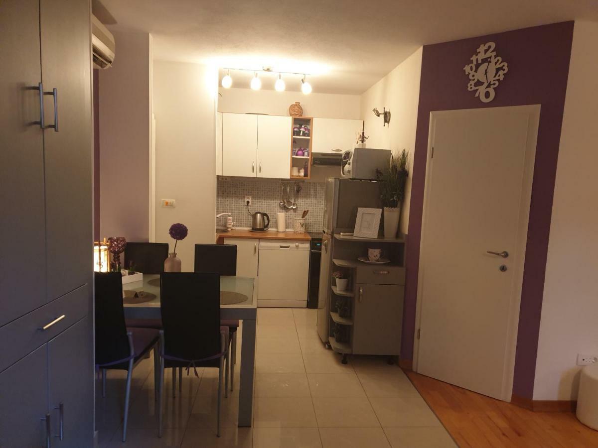 Apartment Apartments And Rooms Villa Lina *