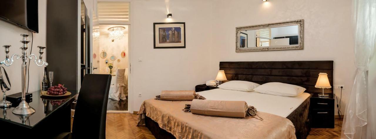 Luxury App Old Town Palace Apartment *