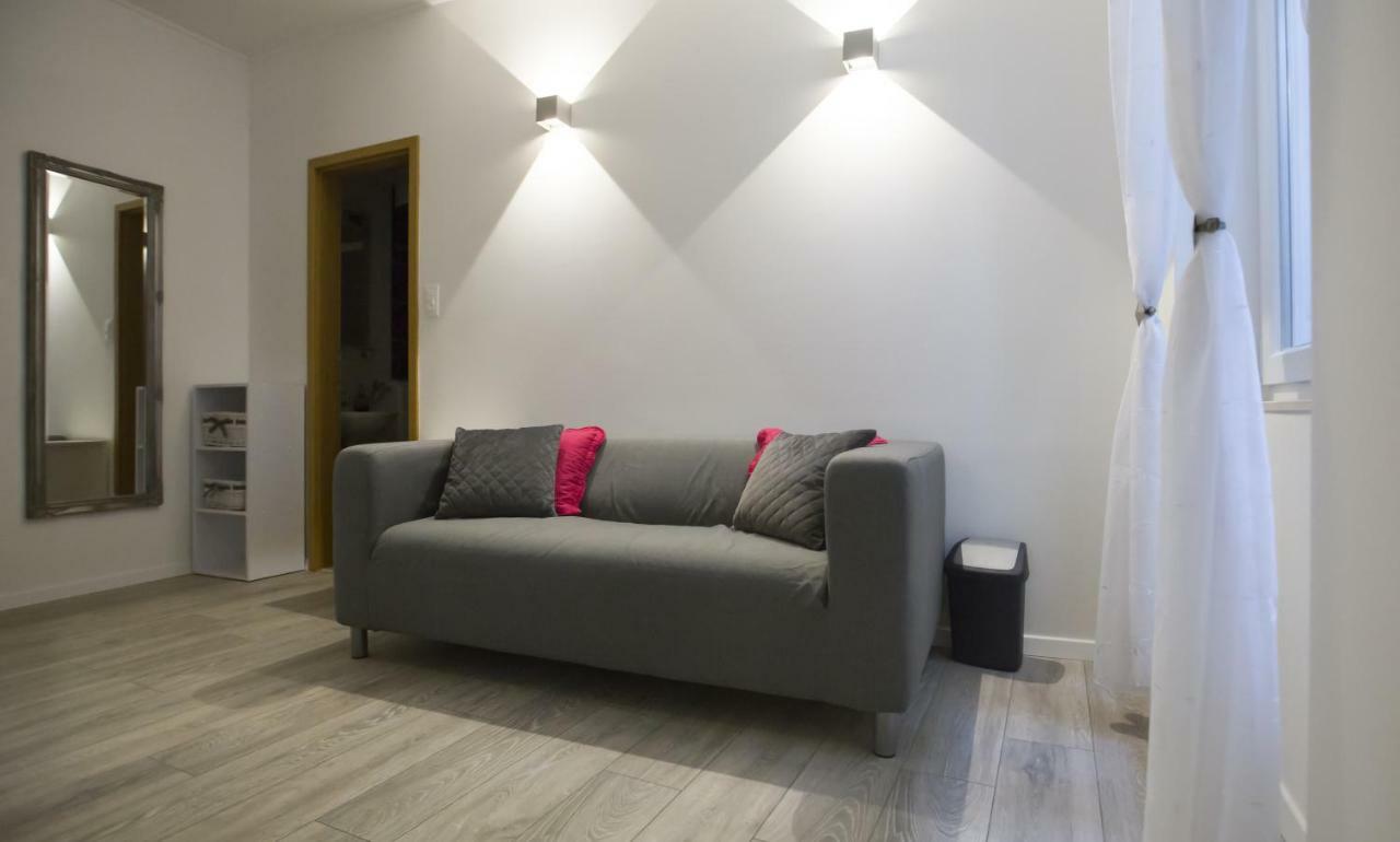 Julije Rooms 3*