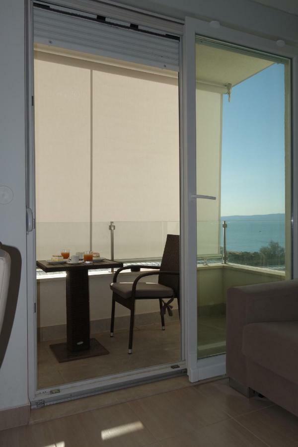 As's Apartment *