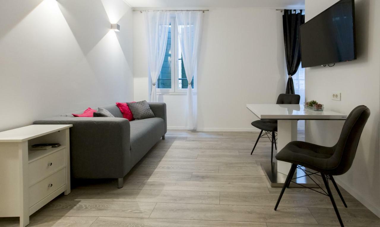 Guest house Julije Rooms Split